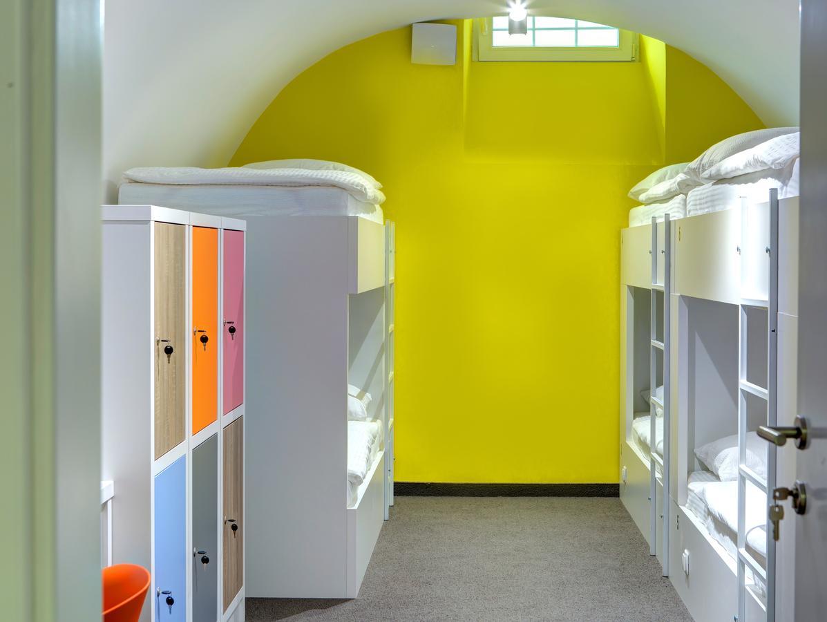 Starmo Hostel Mostar Buitenkant foto