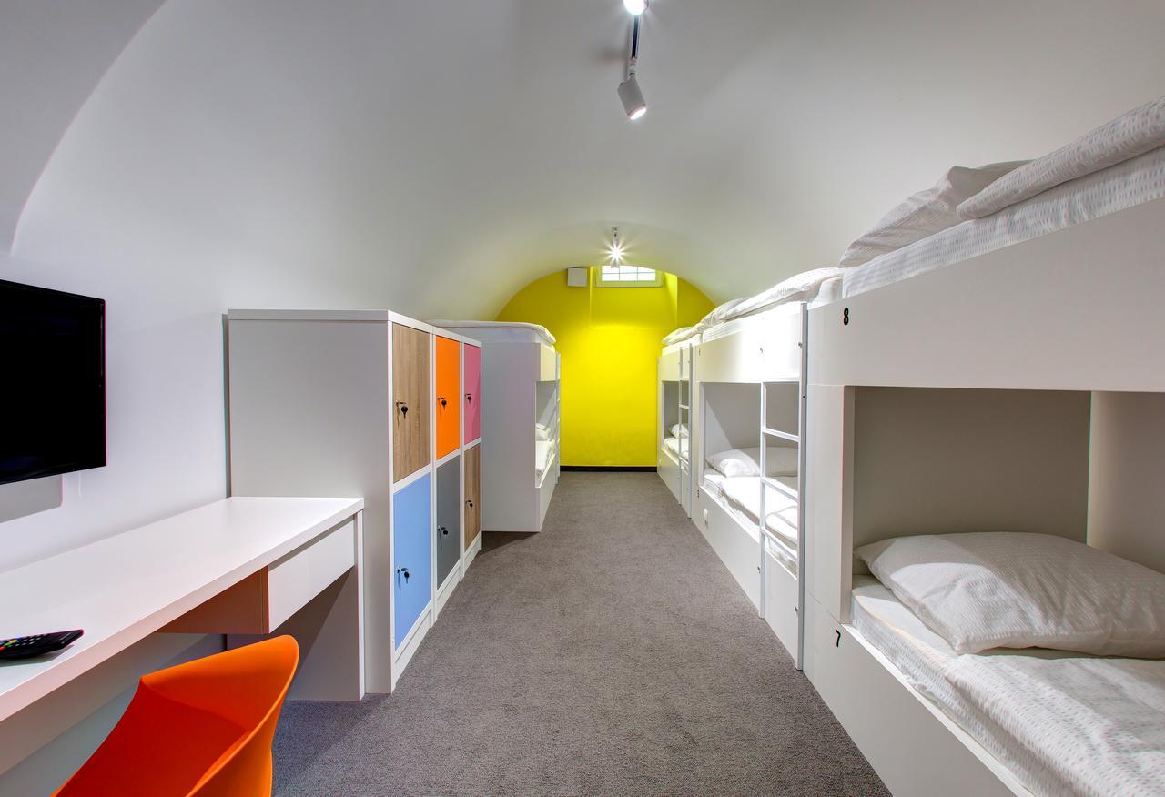 Starmo Hostel Mostar Buitenkant foto