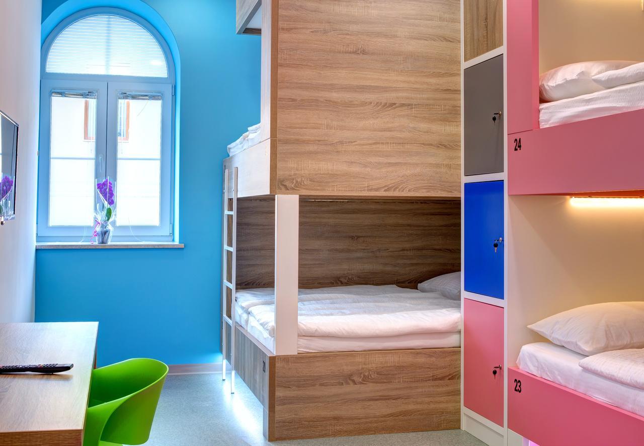 Starmo Hostel Mostar Buitenkant foto