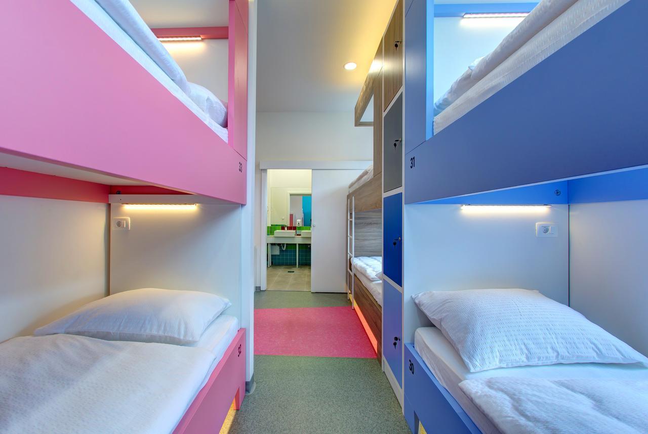 Starmo Hostel Mostar Buitenkant foto