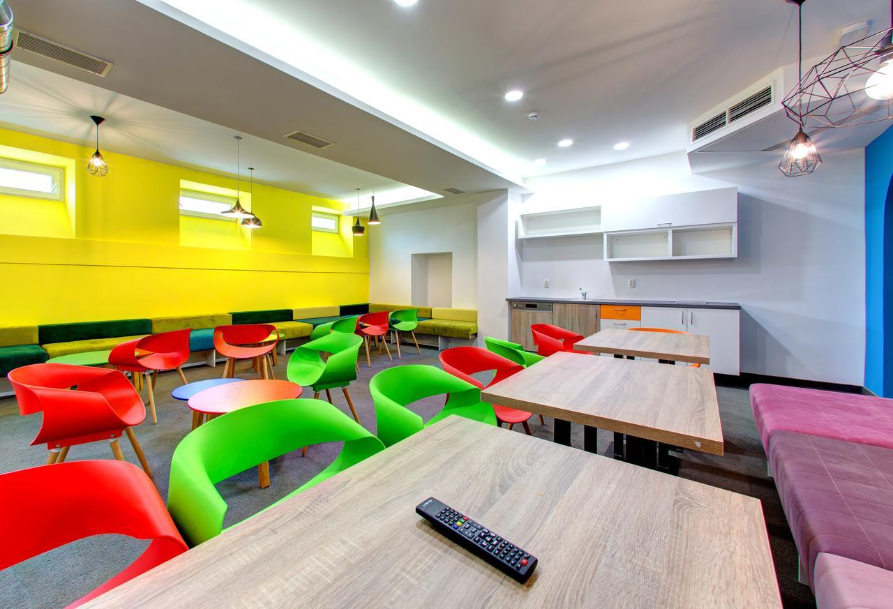 Starmo Hostel Mostar Buitenkant foto