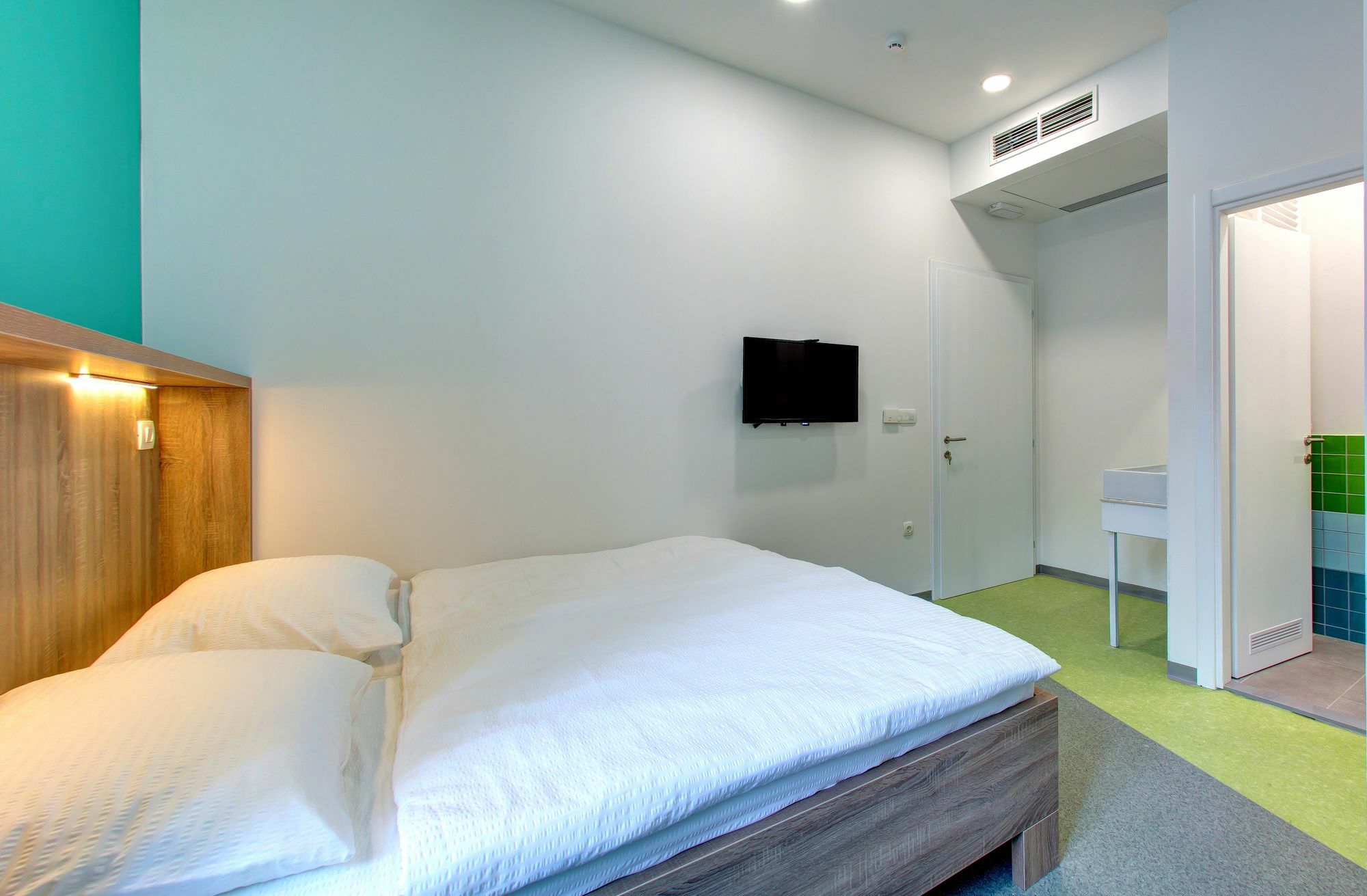 Starmo Hostel Mostar Buitenkant foto