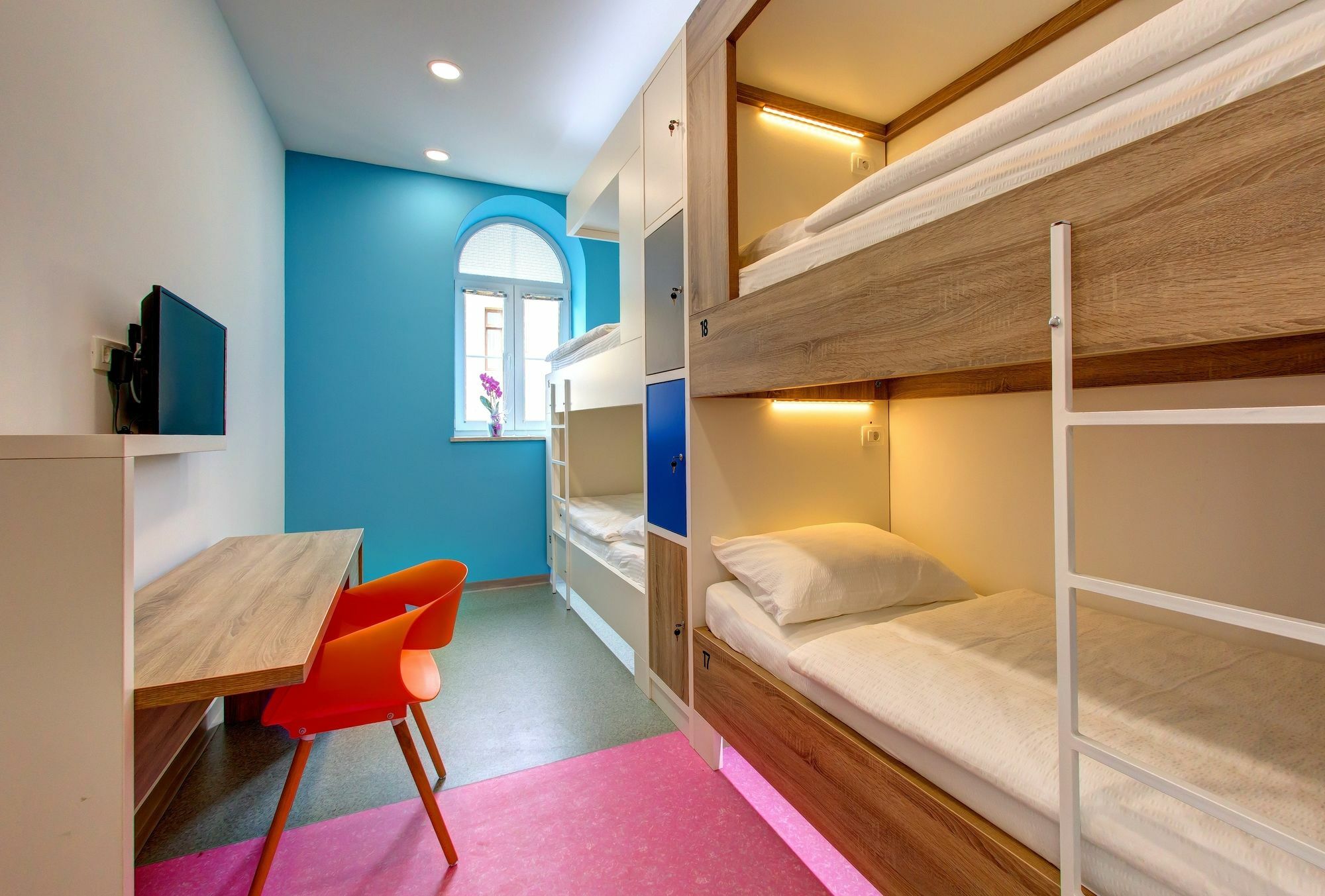 Starmo Hostel Mostar Buitenkant foto